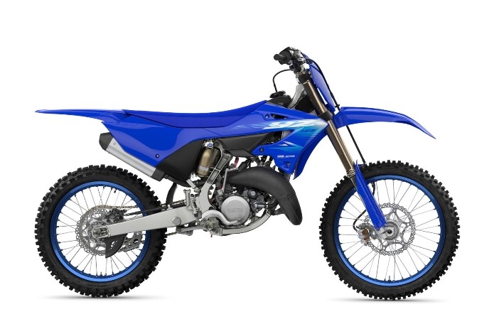 YZ 125 YAMAHA 2027 droit droit